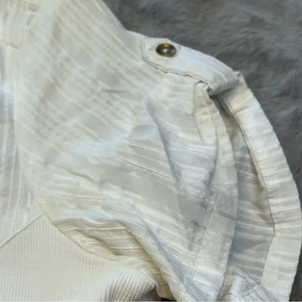 Guess White Short Sleeve Button Down Shirt - Picture 8 of 12